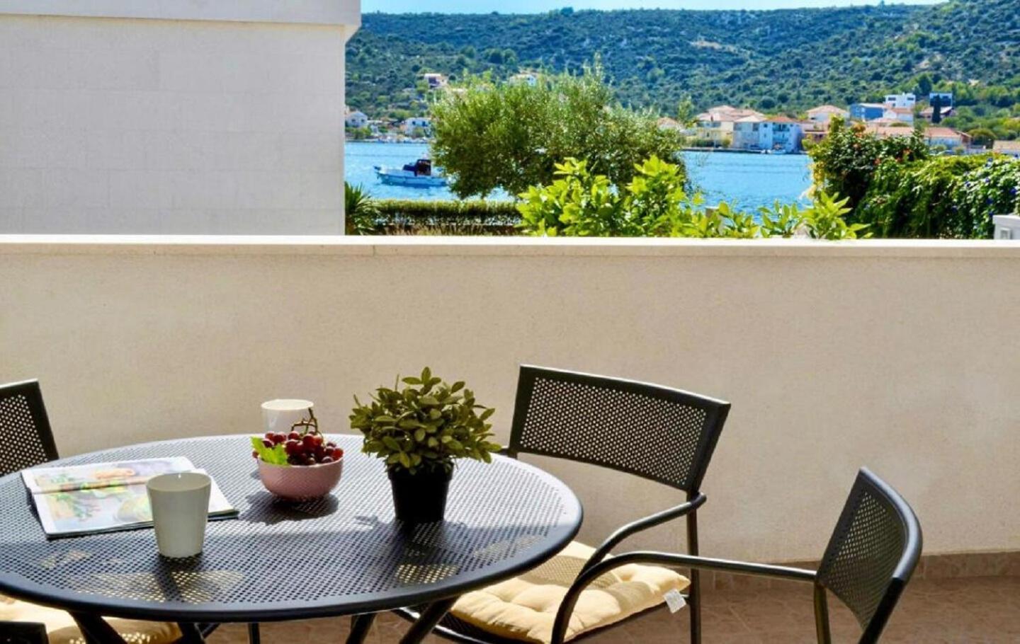 House Pazanin Villa Vinisce Exterior photo